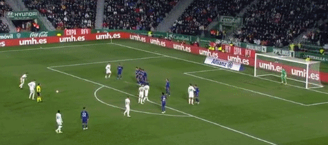 佩林：斯帕莱蒂正努力在技术层面带来新的概念，他非常细致